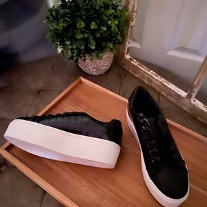 ASOS platform trainers